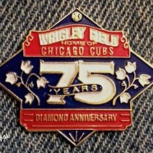 1989 Chicago Cubs Pin ~ MLB ~Baseball~ Wrigley Field~75 Year Diamond Anniversary